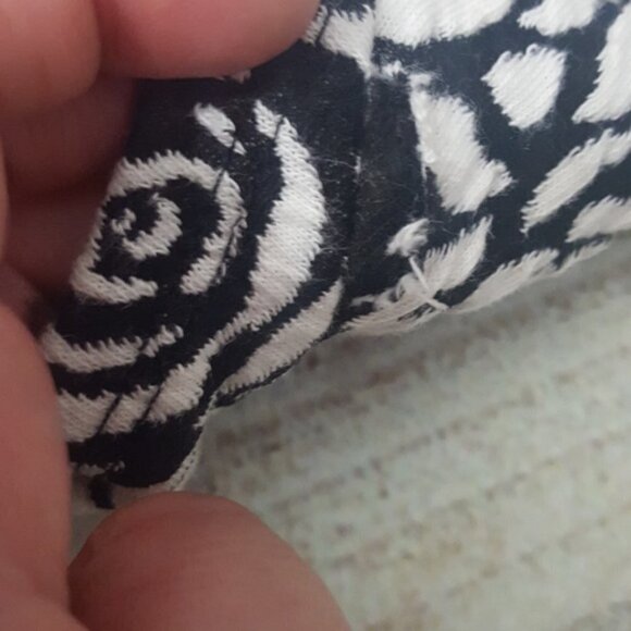 Forever 21 Black & White Floral Dress - Picture 8 of 9